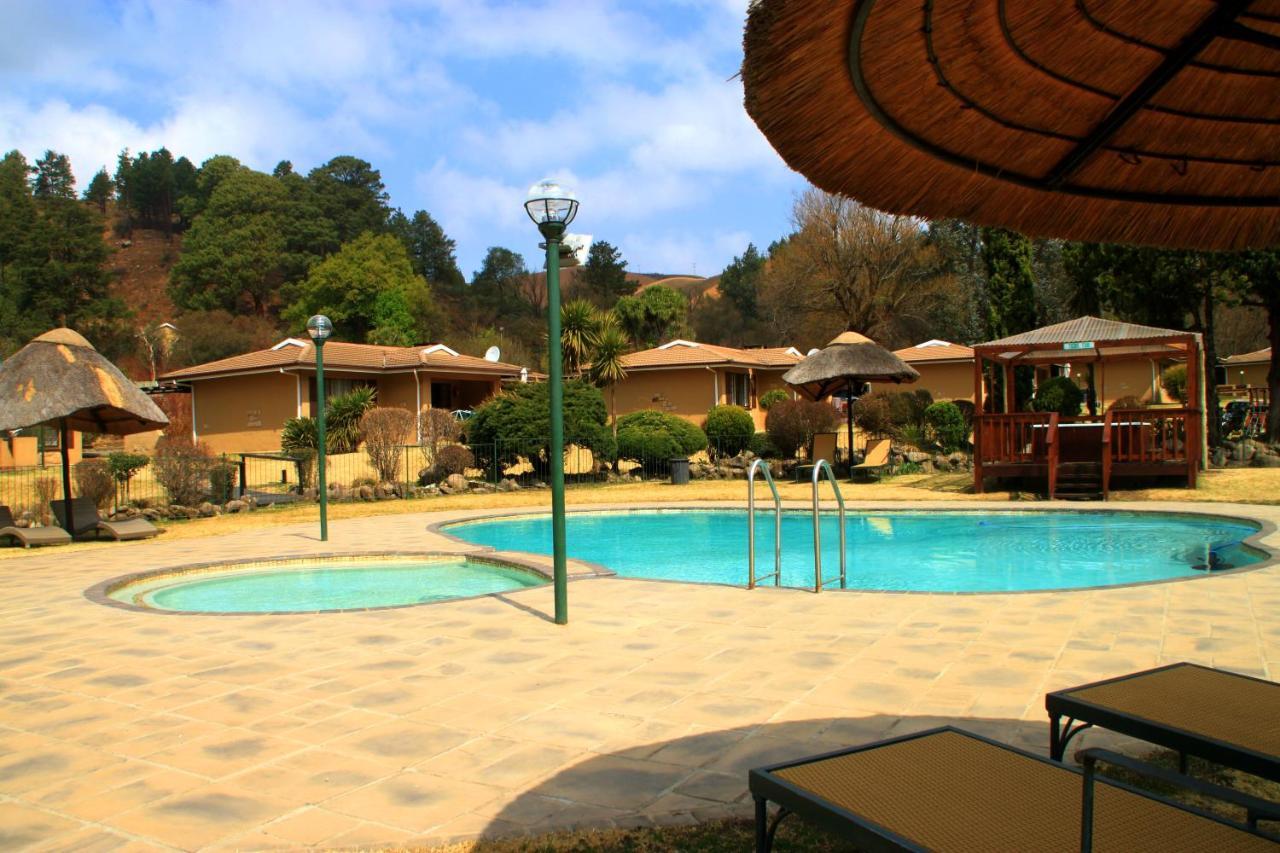 Gooderson Leisure Riverbend Chalets Self Catering And Timeshare Gold Crown Resort Drakensberg Garden Exterior foto